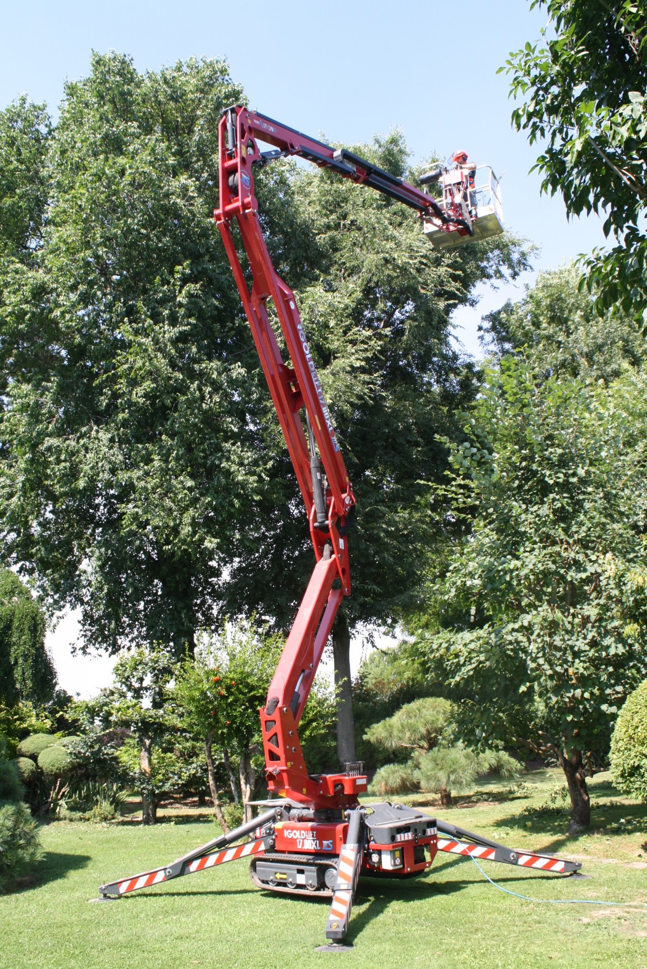 Hinowa Track Boom Goldlift Lithium 17.80 XL IIIs Cherry Picker