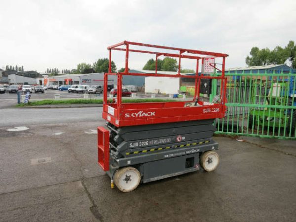 Skyjack 3226 Scissor Lift (2013)