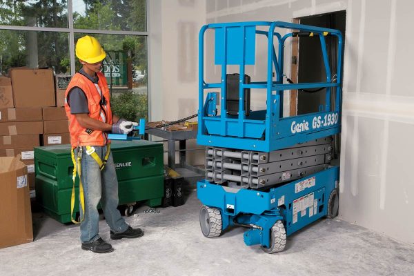 Genie Scissors Lift GS-1930 Battery Scissor Lift