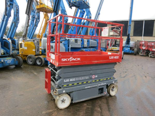 Skyjack 4632 Scissor Lift (2013)