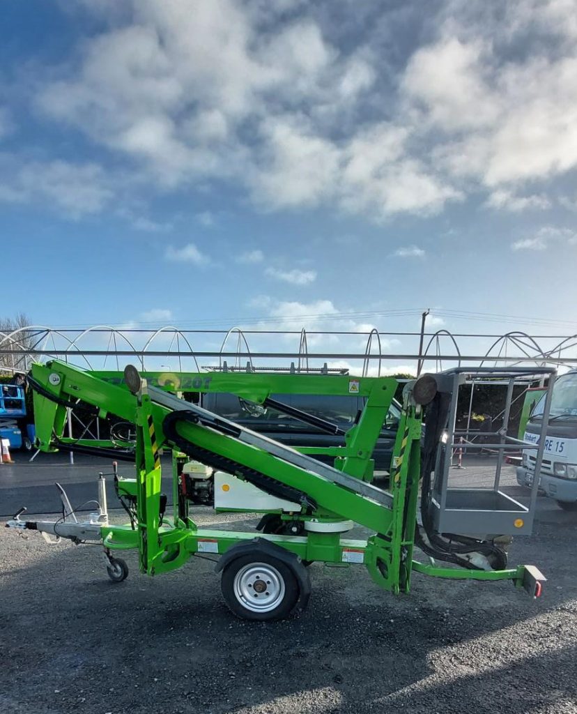 Nifty lift NL 120T Trailer Mounted Hoist Cherry Picker
