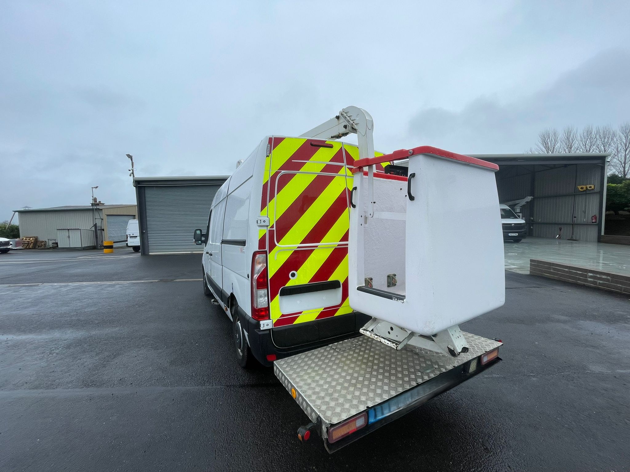 2022 Used Van Mounted Hoists Cherry Picker 2022 Used Van Mounted Hoists Cherry Picker - Image 4